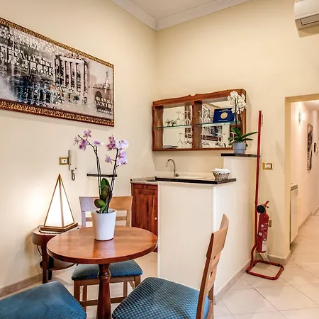 Konukevi Residenza Praetoria