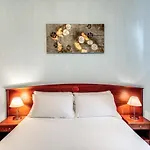 Residenza Praetoria Πανσιόν 4*