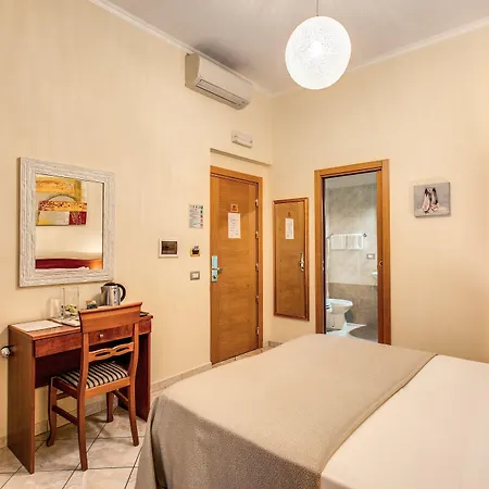 Residenza Praetoria 4* Рим